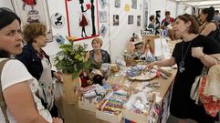 Los artesanos muestran sus creaciones en Outeiro de Rei
