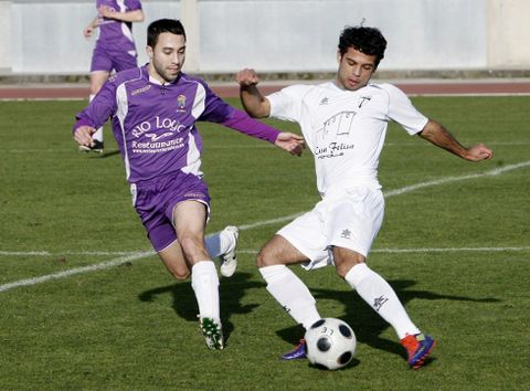 Anthony, a la derecha, quiere triunfar en el f�tbol profesional con el Atl�ntico FC. 
