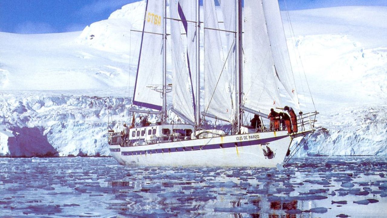 Hemeroteca | La goleta gallega que llegó a la Antártida