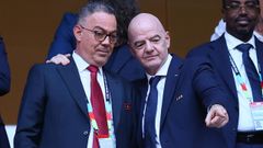 Fouzi Lekjaa con Infantino, presidente de la FIFA.