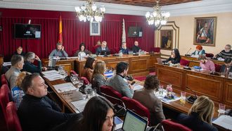 En el pen&uacute;ltimo pleno del a&ntilde;o se trataron temas como el futuro del cuartel de San Fernando, la reprobaci&oacute;n de Tom&eacute;, la mejora de servicios en el rural o los detalles de la ZBE del casco hist&oacute;rico