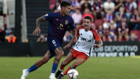 Partido del El Eldense contra el Real Oviedo