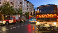 Bomberos, Polic�a y Protecci�n Civil participaron en la actuaci�n en la avenida de Celanova