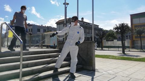 Mineros limpian Langreo