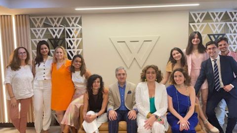 Equipo de Abogados Vel�zquez y Villa