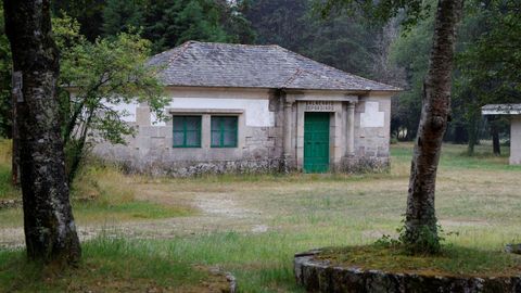 Entorno de la fuente mineromedicinal de Pardi�as, en Guitiriz