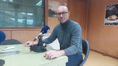 Jos� Mu��o, alcalde de Cabana, ayer en Radio Voz Berganti�os.