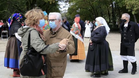 El baile, pero sobre todo la m�sica, fueron los protagonistas de este extra�o Domingo das Mozas 