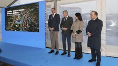 Alfonso Rueda present� en enero el programa para la construcci�n de m�s de doscientas viviendas p�blica en Salgueiri�os y una residencia juvenil con 150 plazas junto con el conselleiro de Xuventude, Jos� Campos; la conselleira de Vivenda, Mar�a Mart�nez Allegue; y el ahora rector en funciones de la USC, Antonio L�pez.