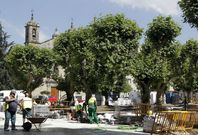 Los cinco meses de plazo para la remodelaci�n de la plaza de Espa�a concluyeron ayer. 