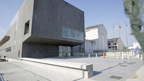 Edificio de la Polic�a Local, en San Fiz.