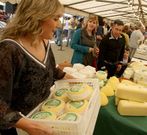 La Feira do Queixo do Eume e Mel de Goente se celebra ma�ana. 