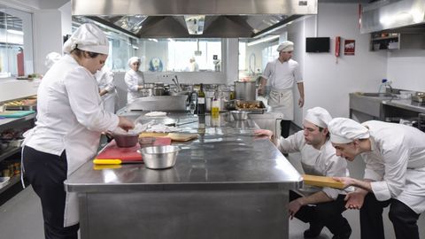 Cocina del CIFP Carlos Oroza de Pontevedra, el pasado enero, durante una actividad formativa
