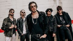 De izquierda a derecha: Coque Fernndez, Santi Urruela, Gisme, Martn Aparicio y Kash, del grupo Ultraligera, que cerrar la primera noche del festival corus Recorda Fest este viernes