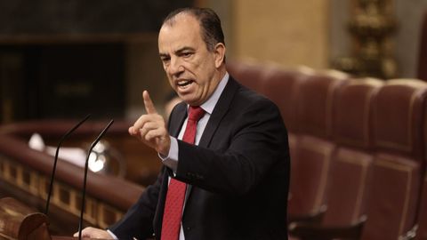 El diputado Carlos Garca Adanero