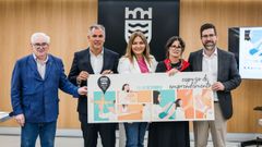 Representantes del Concello de Pontevedra, de la Diputaci�n, de la Xunta y d la UVigo, este mi�rcoles en la presentaci�n de  Pont-Up Store