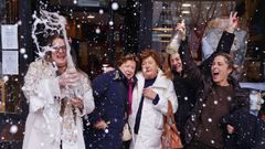 Celebraci�n del tercer premio en una administraci�n de A Coru�a