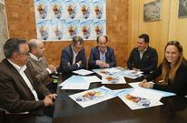Participantes en la presentaci�n del festival de Calvo Dando a Lata. 