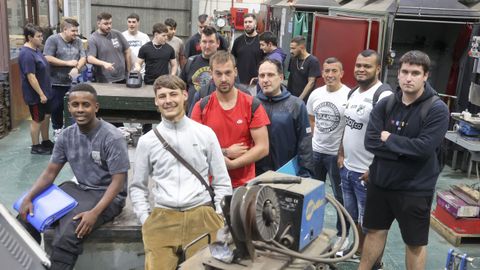 Alumnos de la FP acelerada de soldadura en el CIFP Ferrolterra