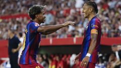 Lamine Yamal y Raphinha celebran uno de los goles.