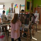 Las clases se desarrollan en el pazo Emilia Pardo Baz�n. 