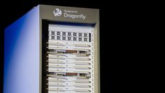 Imagen de un servidor con procesadores Dragonwing de Qualcomm.