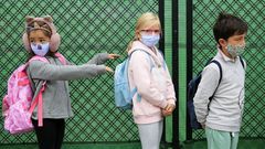 Los ni�os del colegio Anexa, en su primer d�a de escuela