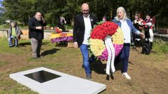 Medio centenar de personas acudieron a la inhumaci�n de ocho represaliados de la Guerra Civil en Guitiriz