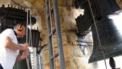 Anterior toque de campanas en la catedral