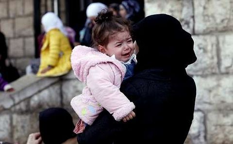 El 35 %  de los palestinos han huido del campamento.