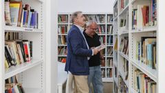 El delegado de la Xunta, Manuel Pardo, y el alcalde de Ribadavia, C�sar Fern�ndez, en la Casa da Cultura de Ribadavia.
