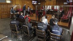 Juicio contra grupo que fabricaba cigarrillos ilegales en nave de Coles