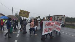 Las protestas por la pasarela de Gu�samo continuar�n en mayo