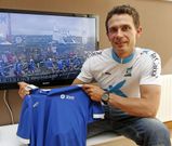 David �lvarez, con el maillot de mejor patr�n en el verano del 2013. 