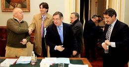 <span lang= es-es >Ultima reuni�n con contenido y pol�mica</span>. La �ltima sesi�n de la Mancomunidad de Santiago con propuestas sobre la mesa, no exentas de pol�mica, data de febrero del a�o 2012.