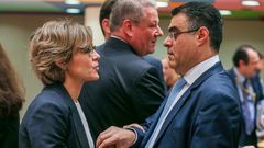 La ministra Tejerina, en una reuni�n en Bruselas