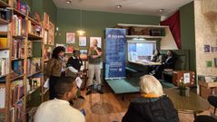 El proyecto Sabor a Barrio, con un pasaporte gastronmico multicultural, fue presentado por la oeneg Accem en A Corua