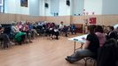 Un momento de la asamblea de Podemos Xix�n en el CP Jovellanos