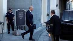 El embajador estadounidense ante la UE, Gordon Sondland, tras testificar ante la C�mara de Representantes