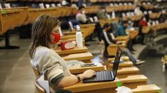Clase en una facultad del campus de Ourense