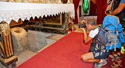 La iglesia de Padr�n est� abierta todos los d�as en horario de ma�ana y tarde para facilitar las visitas.