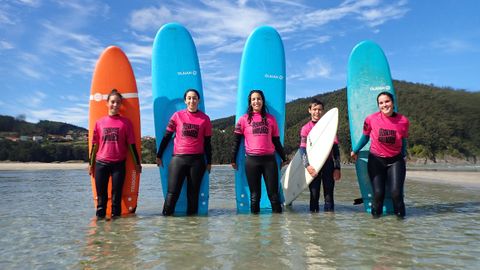 Alumnas de la escuela Ondas Novas.