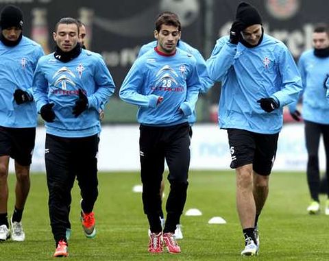 Danijel Pranjic, a la izquierda, fue el �ltimo refuerzo en incorporarse al Celta.