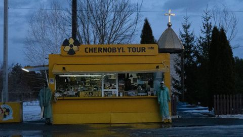 La destrucci�n de la guerra se extiende por Ucrania y con ella, el miedo y la incertidumbre