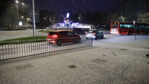 El granizo ti�� de blanco Cuatro Caminos a primera hora del viernes