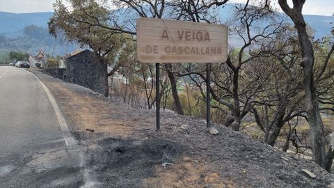 El incendio quem 34 casas en A Veiga de Cascall, en el concello ourensano de Rubi