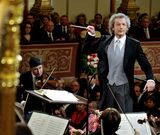 Franz Welser-M�st, en su anterior concierto de A�o Nuevo con la Filarm�nica de Viena.