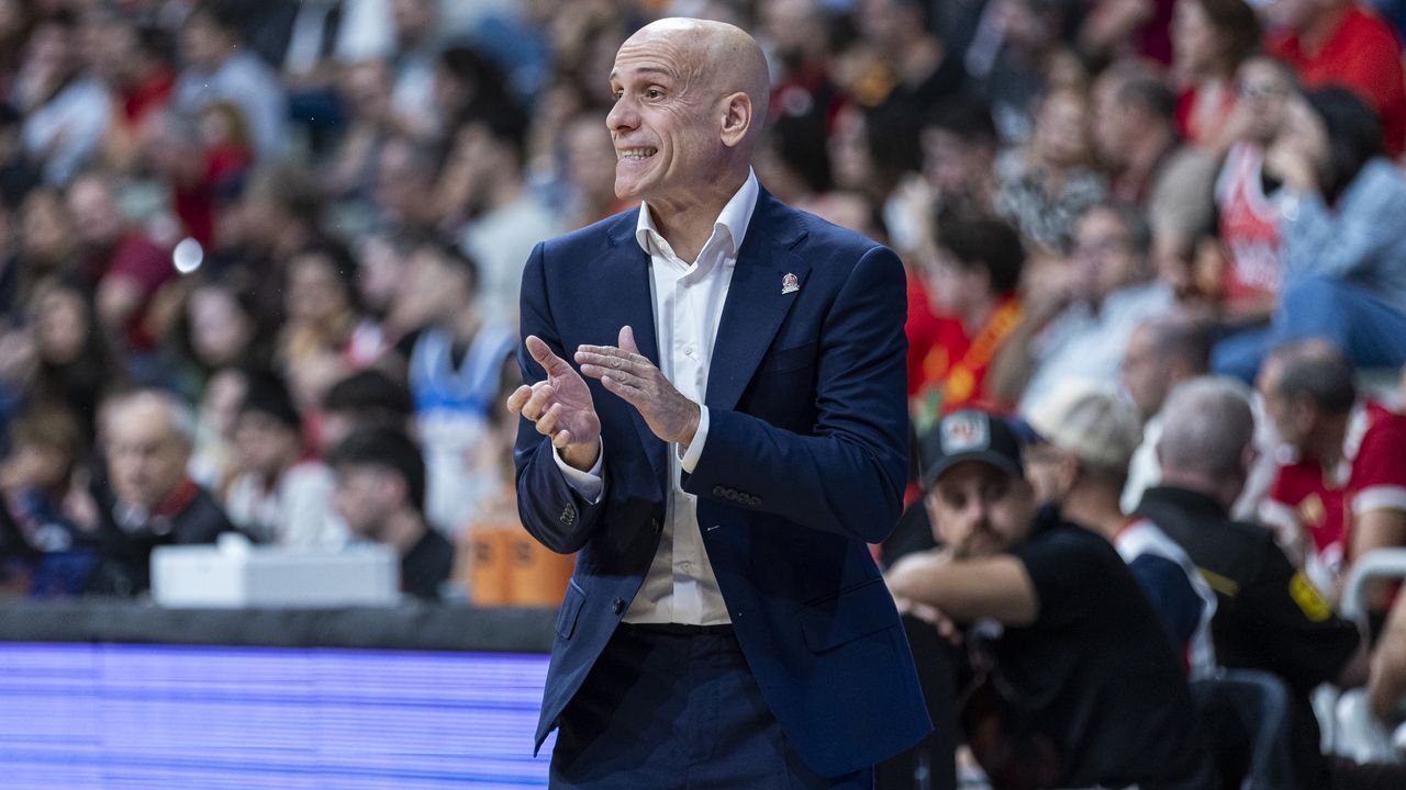 Carles Marco: «El Leyma compitió durante más minutos, pero no ha sido suficiente contra el UCAM Murcia»