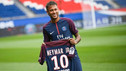 Presentaci�n de Neymar con el PSG