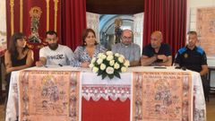 En la presentaci�n intervinieron�el alcalde Javier Sar, el p�rroco Daniel Turnes, la edila de Cultura Sandra Vilela y el artista local y autor del cartel, Diego Calvo
